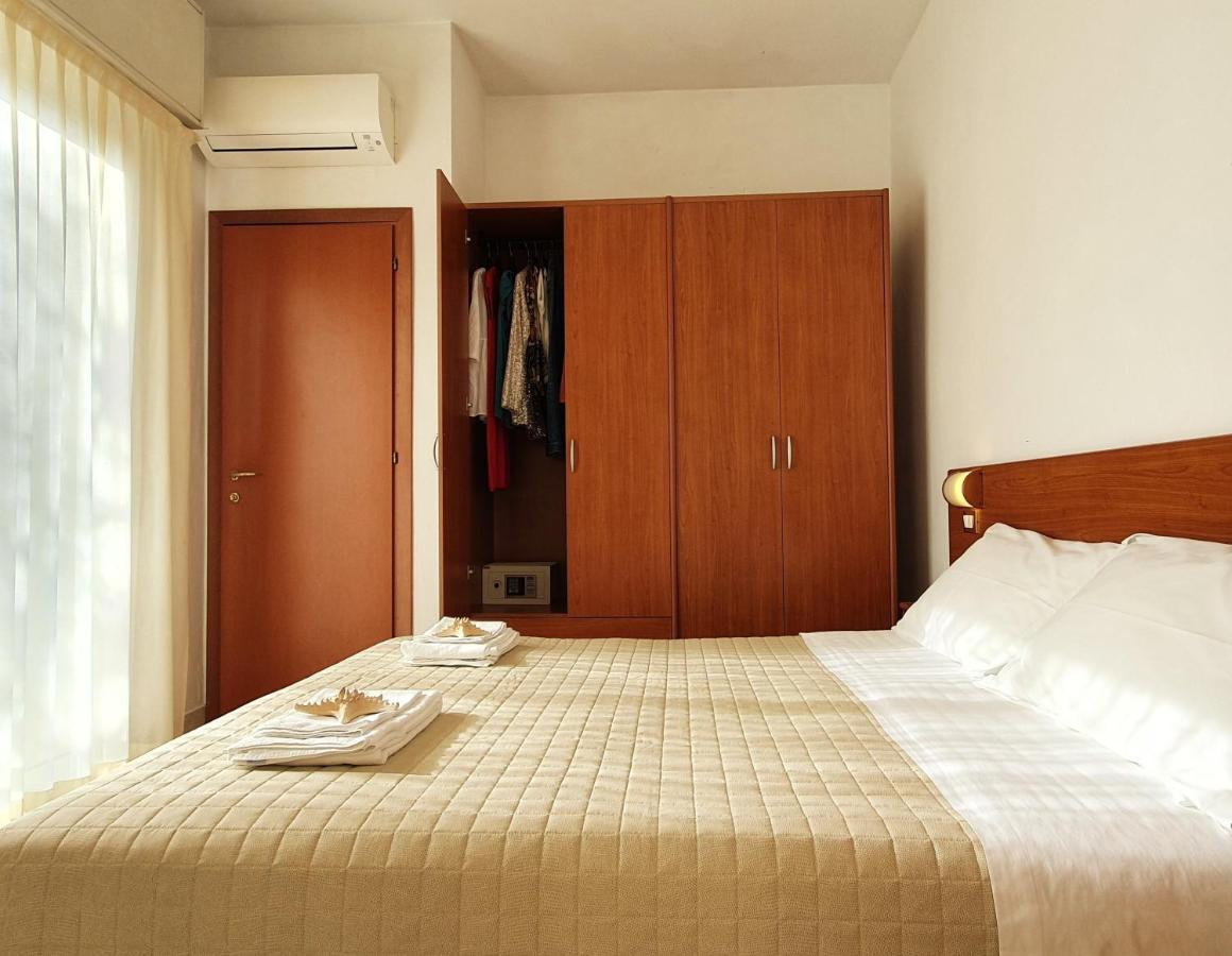 Residence Special Римини Экстерьер фото
