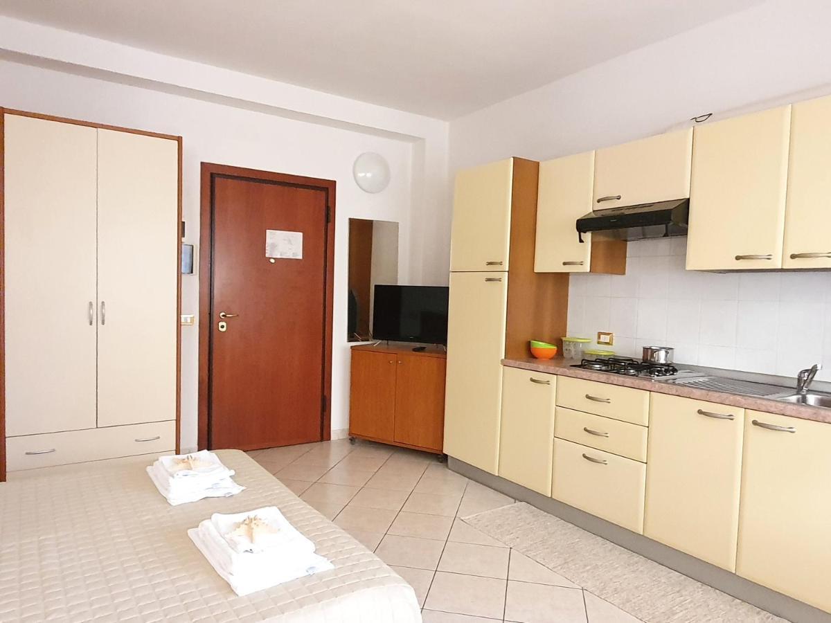 Residence Special Римини Экстерьер фото