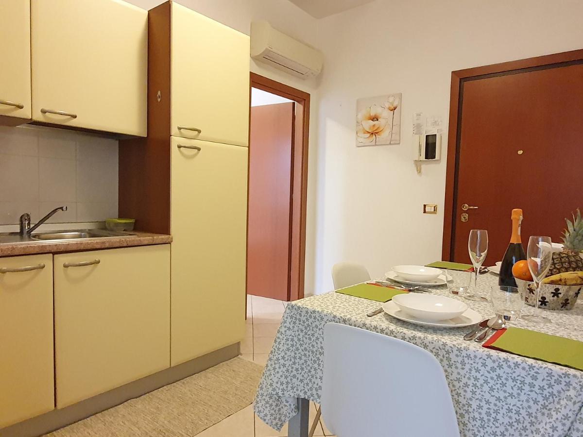 Residence Special Римини Экстерьер фото