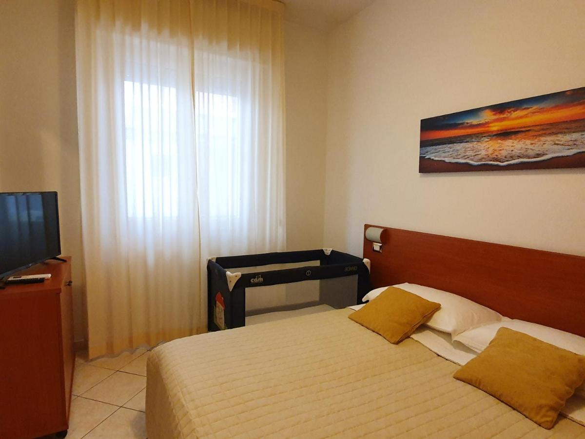 Residence Special Римини Экстерьер фото