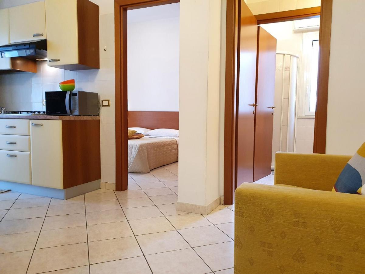 Residence Special Римини Экстерьер фото