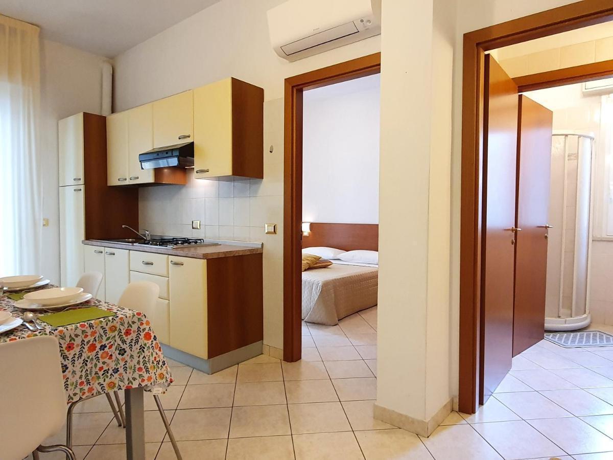 Residence Special Римини Экстерьер фото