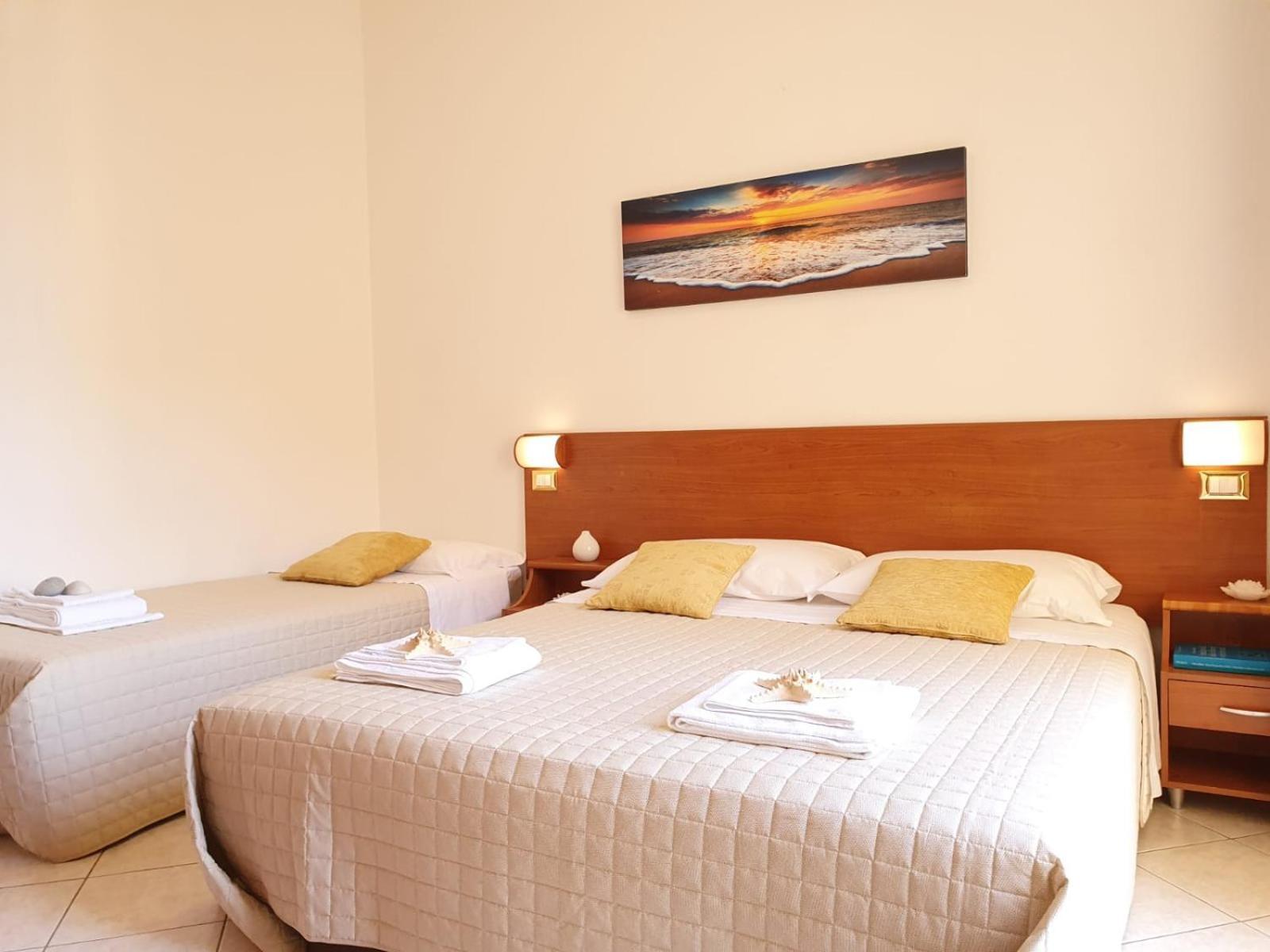 Residence Special Римини Экстерьер фото