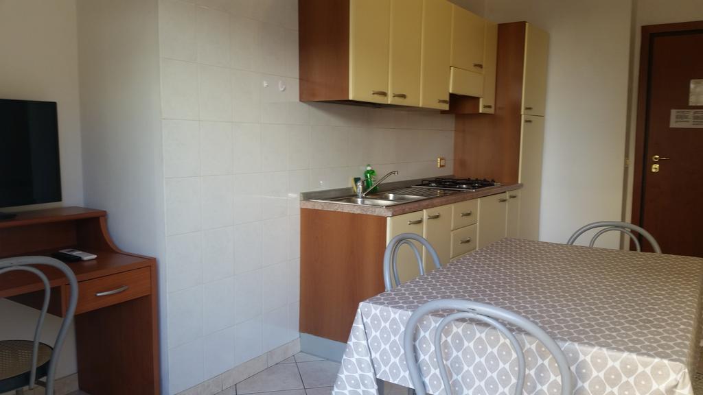Residence Special Римини Экстерьер фото