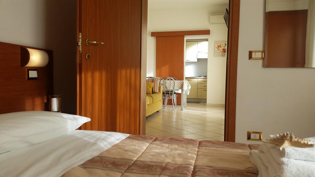 Residence Special Римини Экстерьер фото