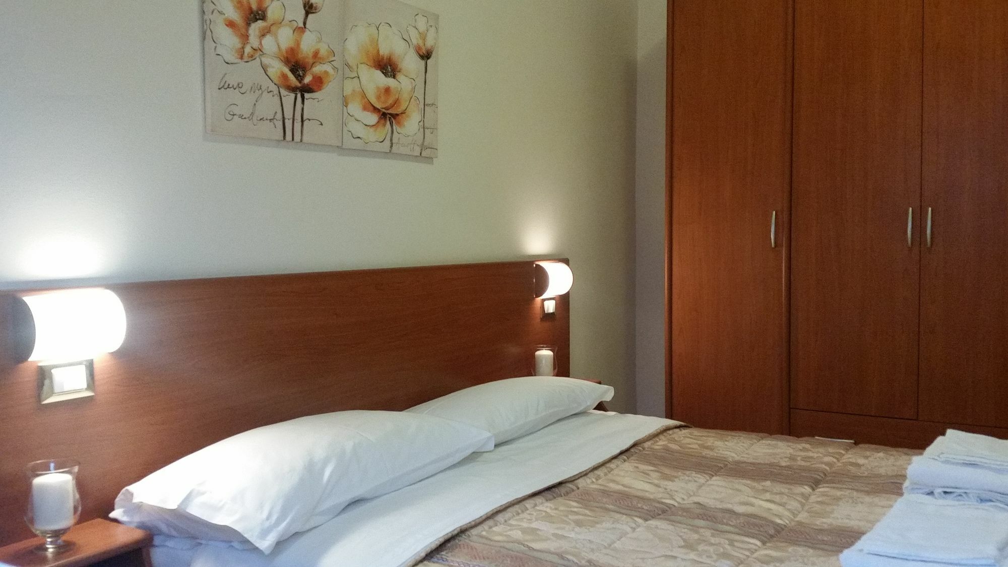 Residence Special Римини Экстерьер фото